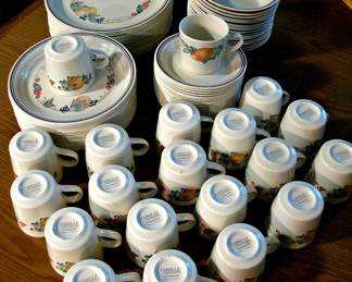 Corelle Dishes Set
