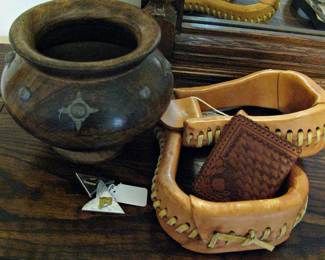Metal Pot ~ Saddle Stirrups ~ Wallet ~ Collar Tips w/ Horse Heads