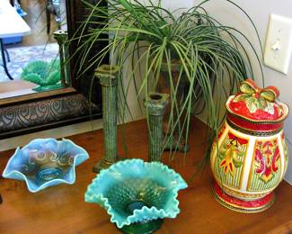 Fitz & Floyd Cookie Jar / Fenton Emerald Green Opalescent Hobnail Bowl