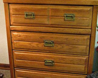 Wood Chest with 4 Drawers