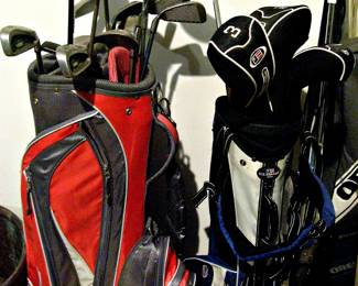 Golf Bags with Golf Clubs