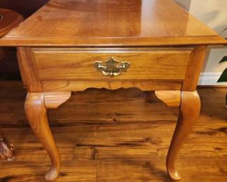 Kincaid furniture end table