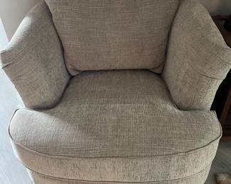 Swivel rocker
