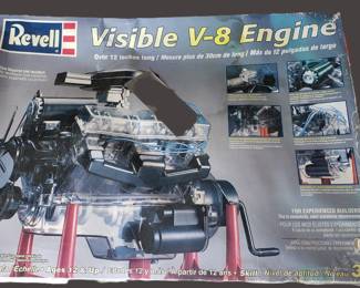 Revell Visible engine model, complete unopened