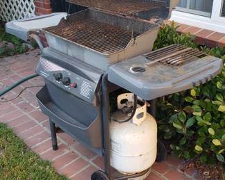 Lpg BBQ.  Lpg Tank for sale separately.