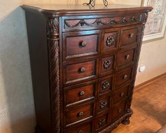 Millennium King Furniture Set