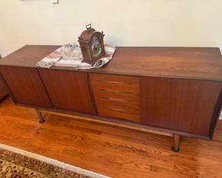 Mid Century - Teak