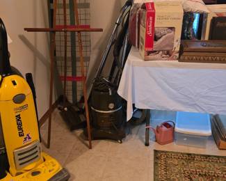 Yes, that is a rainbow vacuum. It sucks, and that's a good thing.