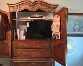 Media/storage cabinet armoire.
