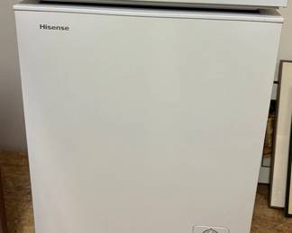 Hisense 5 Cubic Foot Chest Freezer