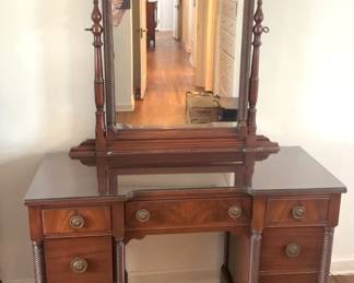Antique Mahogany Vanity Kneehole Dressing Table w Mirror