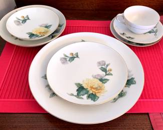 Sango Chrysanthemum China
