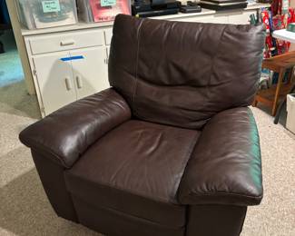 Oversized Chocolate Leather Recliner