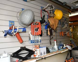 836Garage