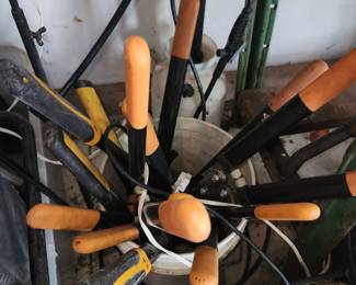 Yard tools