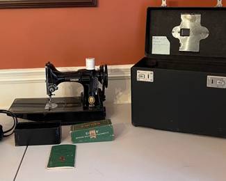 Featherweight Singer Sewing Machine