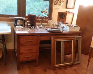 Nice Desk