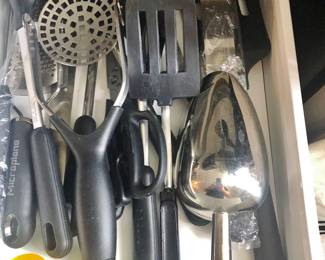 Nearly New Utensils