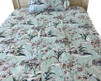46. Frontgate "Cranes" Queen Duvet And Comforter. . 2 Shams
