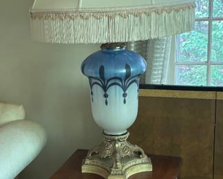 Pair of gorgeous parlor lamps with cherubs