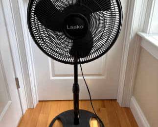 Lasko 16 Adjustable Fan