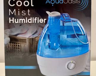 New AquaOasis Cool Mist Humidifier