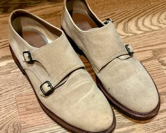 Lots of Mens Shoes!