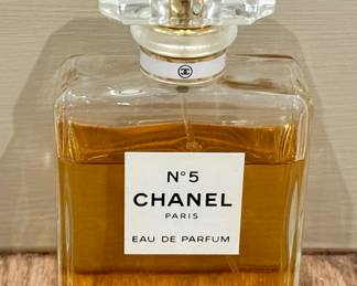 No. 5 Chanel Parfum