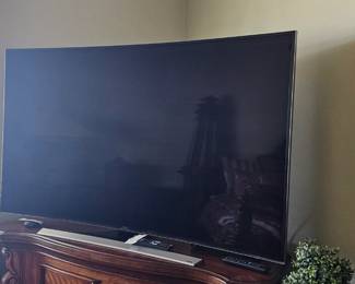 One of 3 tvs for sale