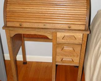 Small rolltop desk