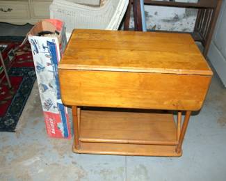 Mid Century Drop Leaf Table
