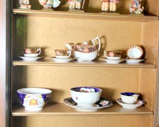 Hummels, Antique Wedgwood Tea Set, Gaudy Welsh