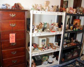 Lane Vertical Cedar Chest