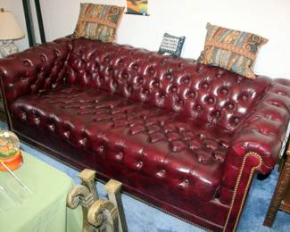 Tufted Sleeper Sofa