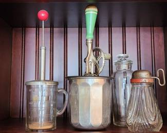 Vintage kitchen items