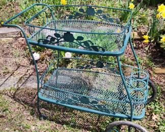 Metal garden cart