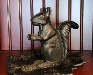 Cast squirrel nutcracker