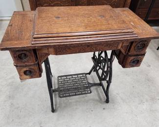 Treadle sewing machine