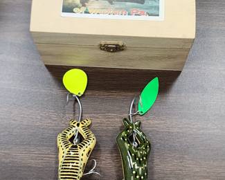 D A Lures
2 Lung Frogs
