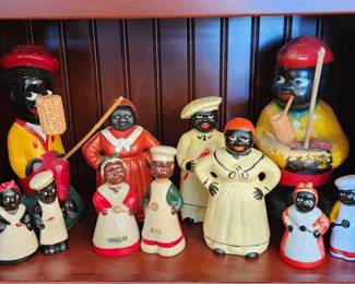 Salt and peppers, garden statues