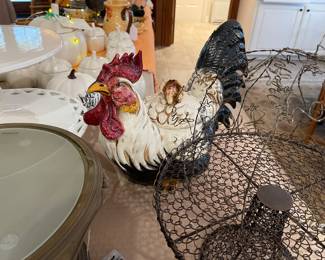 Italian hand painted rooster great for serving soup, metal wire cake stands