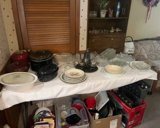 Dishware. Crockpot. Casserole dishes. Apple cookie jar.