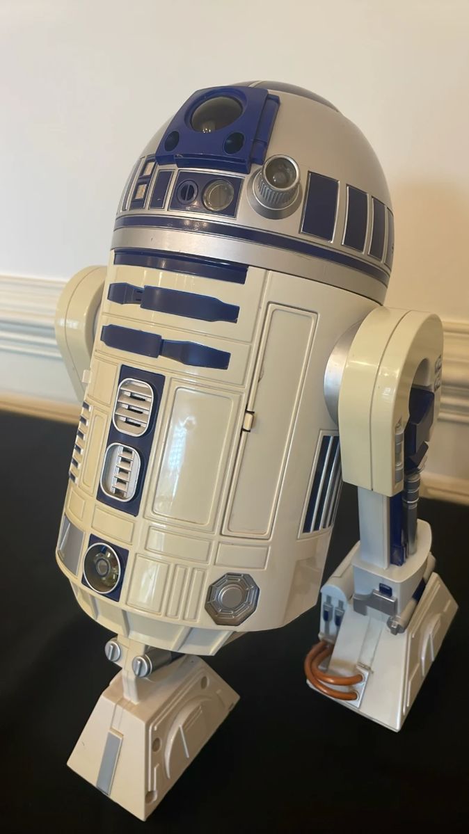 01 2002 Hasbro R2D2