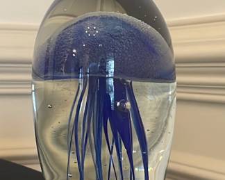 Art Glass With Jellyfish