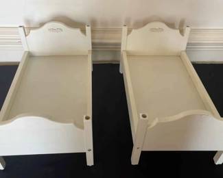 Pottery Barn Kids19 Doll Beds