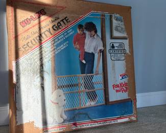 Baby gate