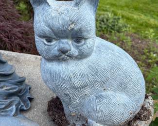 Cat yard sculpture