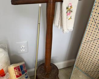 Towel holder