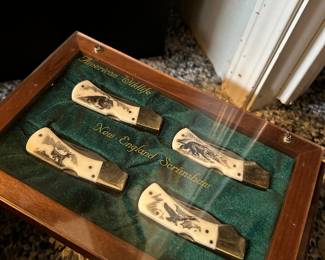 New England Scrimshaw pocket knife set.