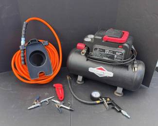002 Briggs Stratton Air Compressor with Accessories